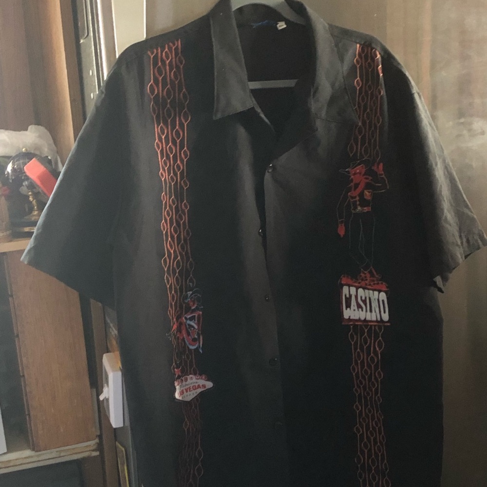 Vintage MT:2 Las Vegas Casino Shirt-  440 $35 or $30 w/offer